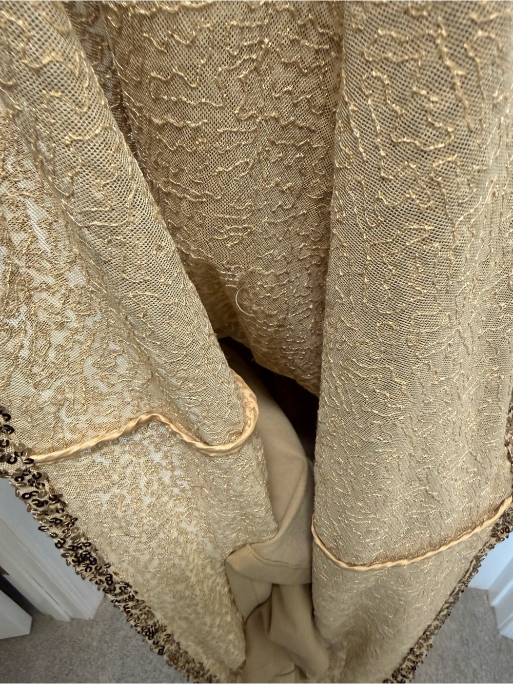 Badgley Mischka Gold Sequin Long-Sleeve Midi Dress - Picture 10 of 16